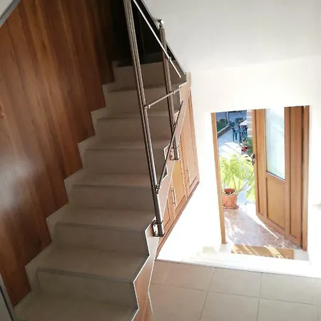 Maison d'hôtes за гости диневи Kalofer